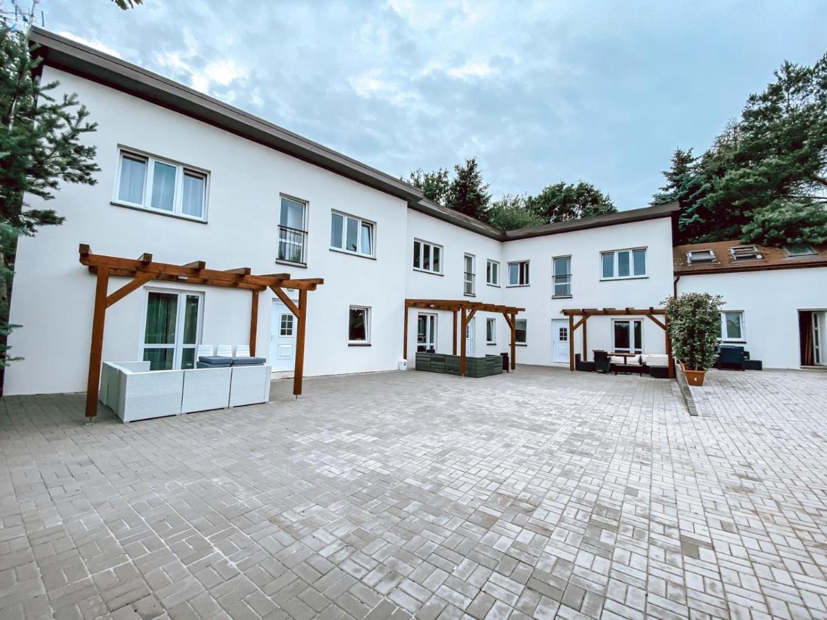 Chaty A Apartmany Hracholusky Kemp Kosatka Pnovany Екстер'єр фото