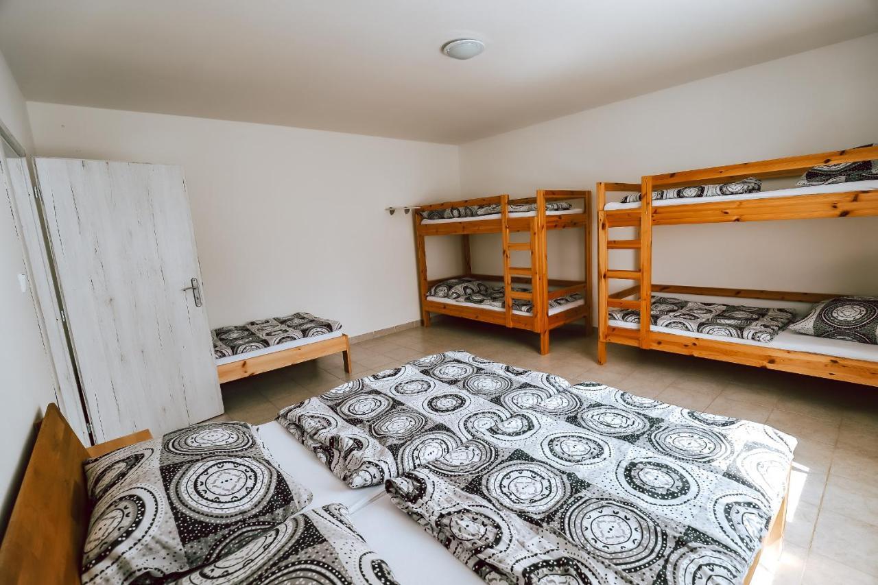 Chaty A Apartmany Hracholusky Kemp Kosatka Pnovany Екстер'єр фото