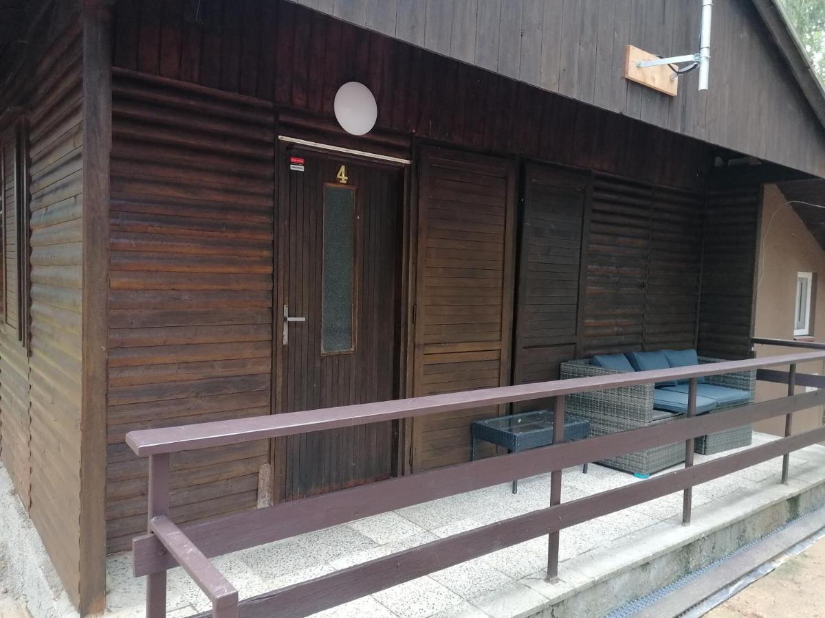Chaty A Apartmany Hracholusky Kemp Kosatka Pnovany Екстер'єр фото