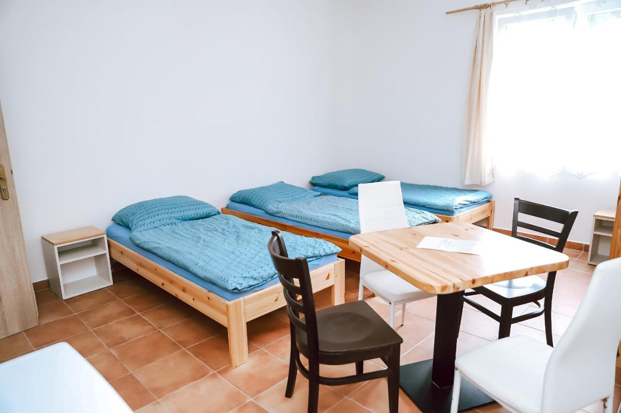 Chaty A Apartmany Hracholusky Kemp Kosatka Pnovany Екстер'єр фото