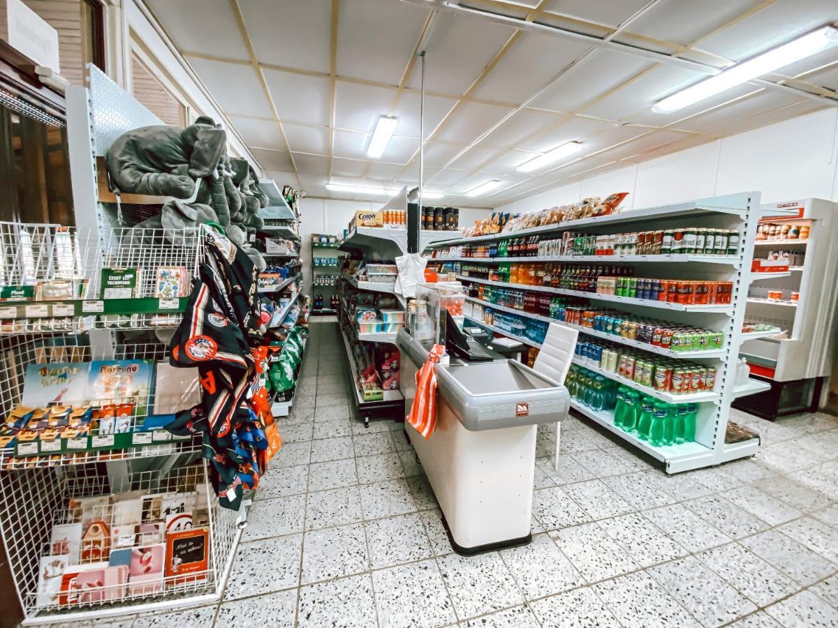 Chaty A Apartmany Hracholusky Kemp Kosatka Pnovany Екстер'єр фото